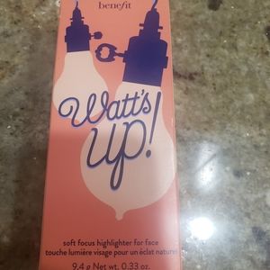 Benefit Cosmetics Watts Up Highlighter
